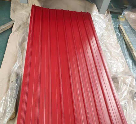 Bangunan Z30 Color Coated Roofing Sheet SGCC 7-30um Panel Atap Logam Merah